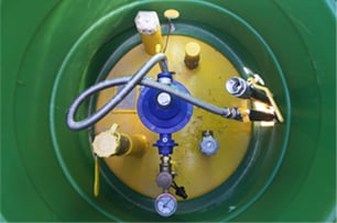 Подключение газгольдера к газопроводу — фото